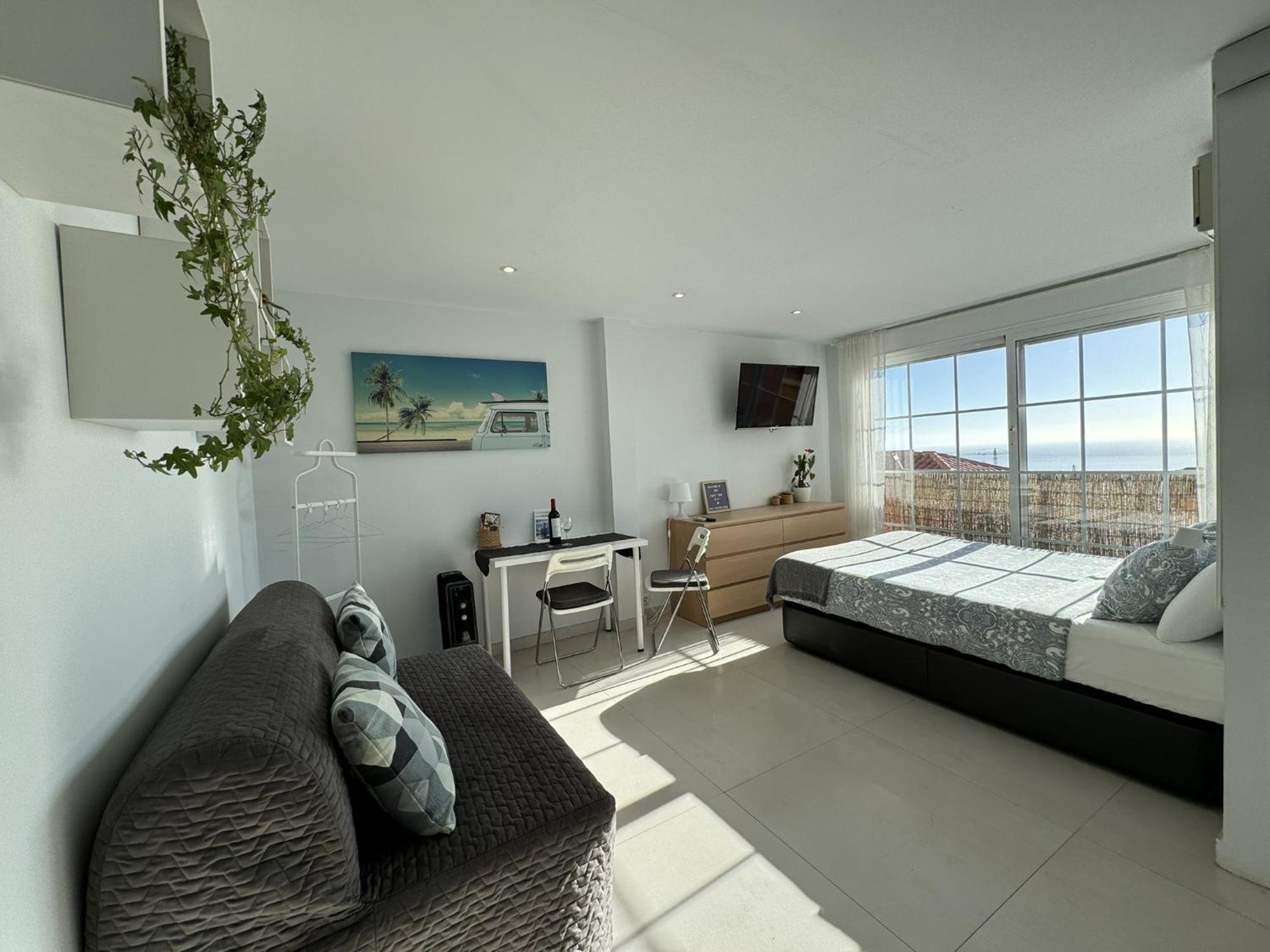 Peaceful Studio With Amazing Sea Views And Free Parking Benalmádena Buitenkant foto