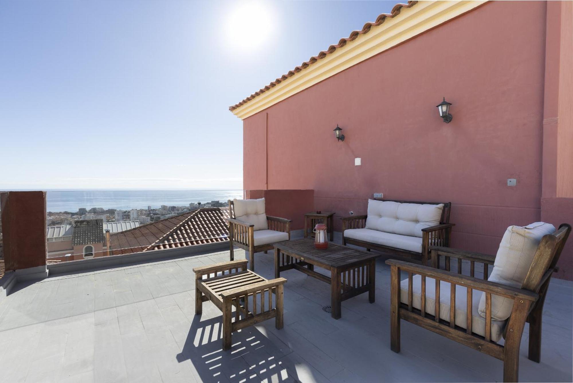 Peaceful Studio With Amazing Sea Views And Free Parking Benalmádena Buitenkant foto